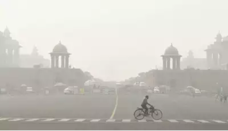 Delhi's Air Quality Continues in 'Severe' Category for Fifth Day: Govt Bans Vehicles to Tackle Pollution