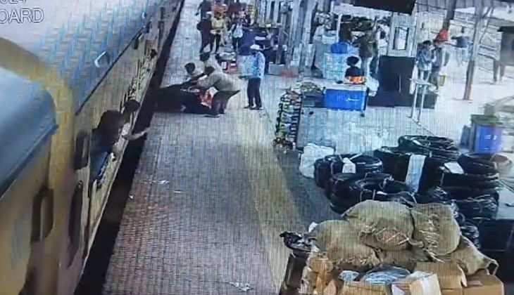 Nashik: Hero Railway cops save three lives in dramatic rescue at Manmad Station [Video]