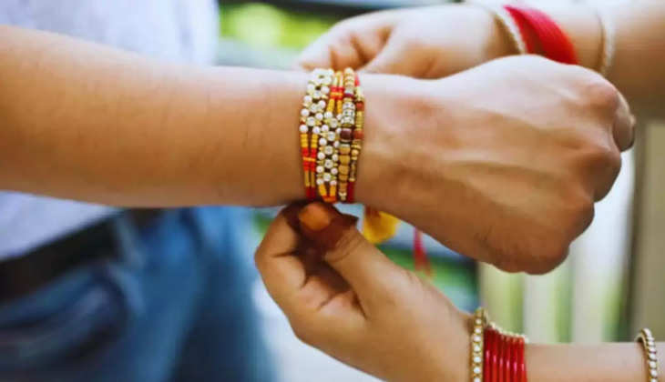 History of Raksha Bandhan : सबसे पहले राखी किसने बांधी थी? यहां जानें रक्षाबंधन से जुड़ी कई कहानियां