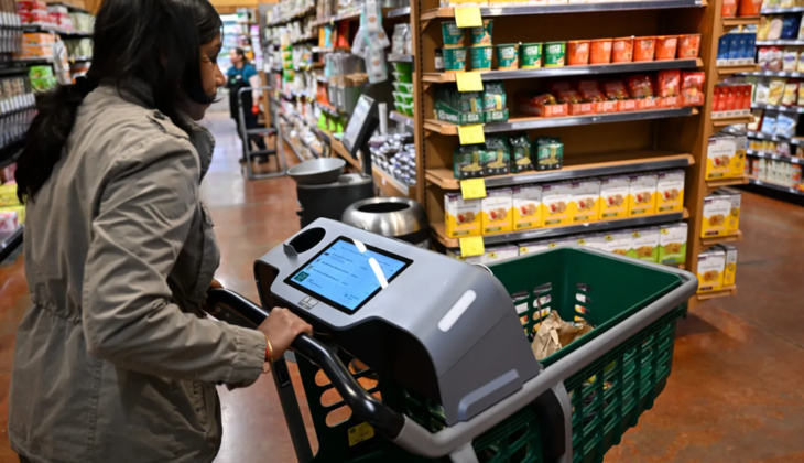 Jio Launches AI-Powered Smart Shopping Carts for Faster Grocery Shopping