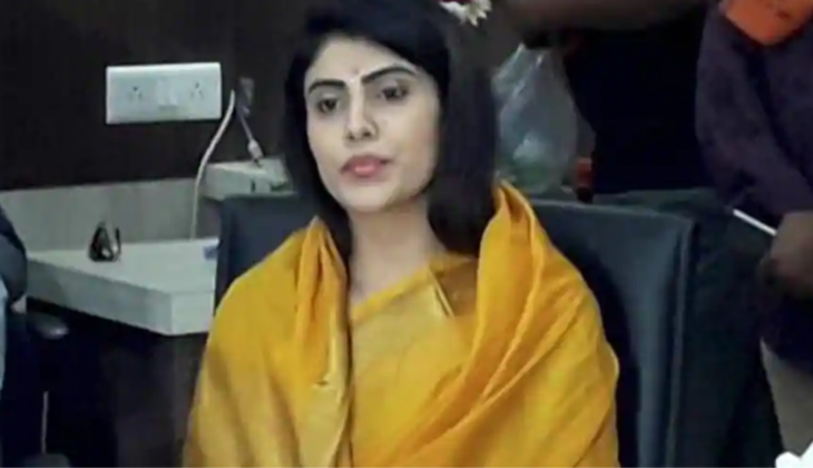 Rivaba Jadeja pistol sword worship