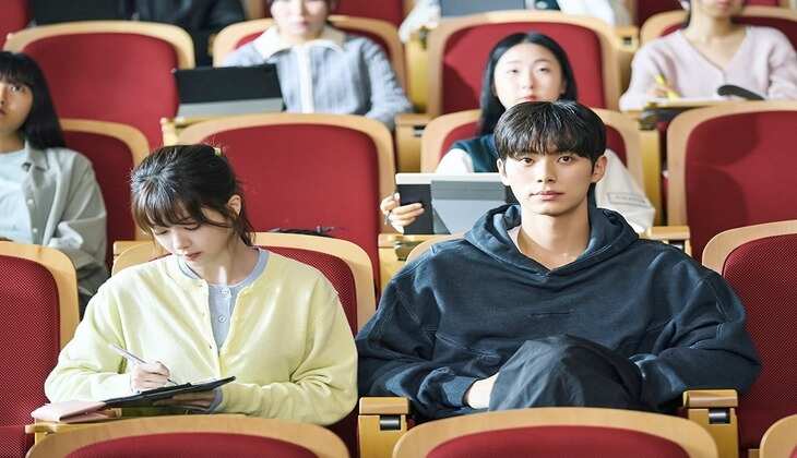 Roh Jeong Eui Gets Distracted by Lee Chae Min’s Handsome Face in Crushology 101—Can You Blame Her?