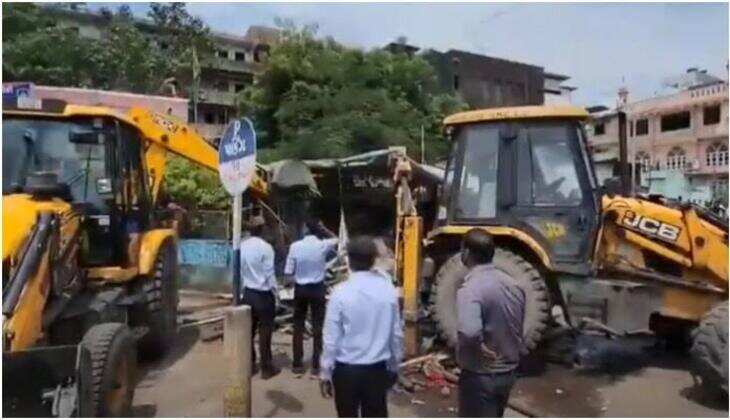 Bulldozer Action Begins in Surat Following Stone-Pelting Incident at Ganesh Puja Pandal