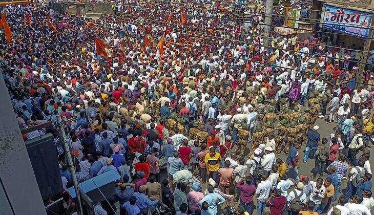 Kolhapur Ichalkaranji Observes Complete Shutdown in Protest Against Persecution of Hindus in Bangladesh