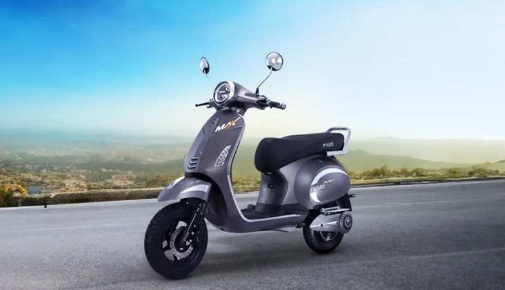 Introducing the PURE EV EPluto 7G: Stylish Electric Scooter with 151 Km Range and Competitive Pricing!