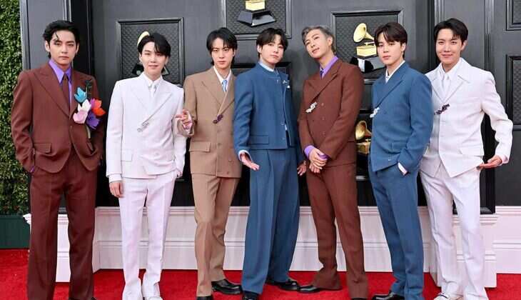 BTS Performing In India