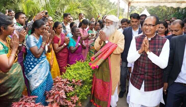Everything Grown on Agricultural Land Must Belong to Farmers, Says Sadhguru
