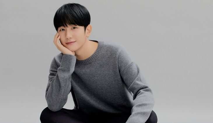 Jung Hae In’s Loyalty Shines as He Renews with FNC Entertainment for the Third Time