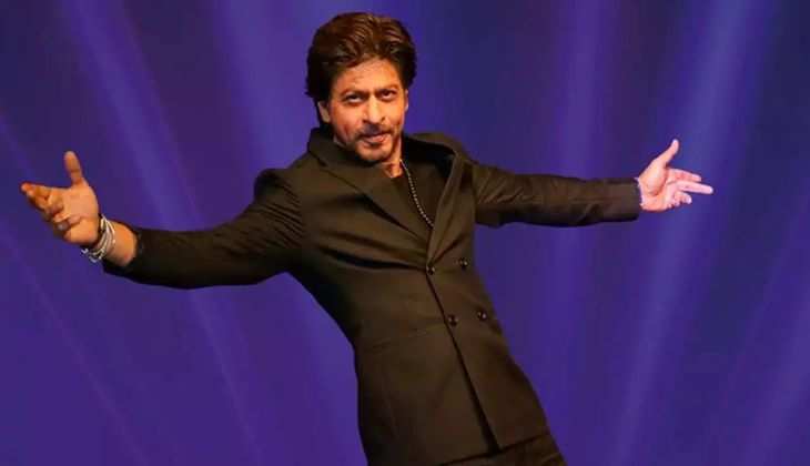 Shah Rukh Khan’s Award Buying Attempt: What He Did Next Will Leave You in Splits!