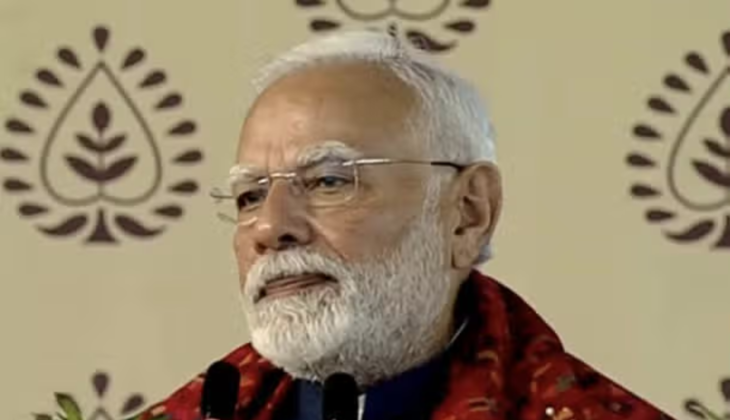 PM Modi Inaugurates Key Redevelopment Projects in Delhi, Criticizes AAP Government