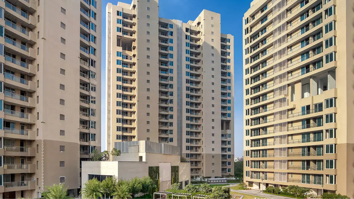 Real Estate Boom: How India’s Top Developers Raked in Nearly ₹35,000 Crore Amid Economic Uncertainty