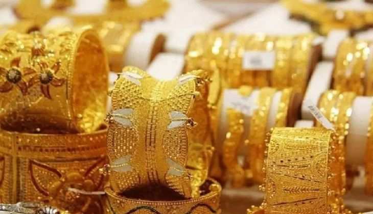 GOLD PRICE:  इस दिवाली-दिवाला निकलेगा सोना, जानिए 10 गोल्ड का रेट 