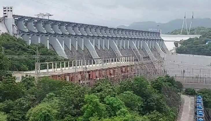 Narmada Dam Levels Rise Rapidly: 93,000 Cubic Meters Per Second Inflow After Indira Sagar Gate Release