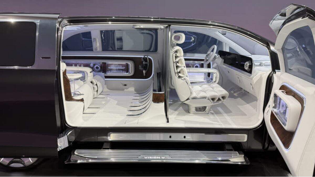 Mercedes-Benz Vision V Concept Debuts as Ultra-Luxury Electric Van